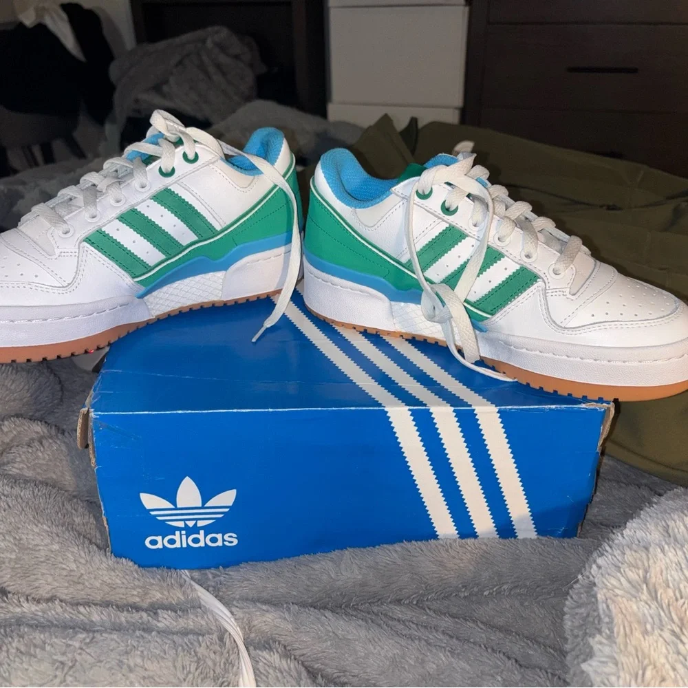 Adidas Women’s White & Green Low-Top Sneakers